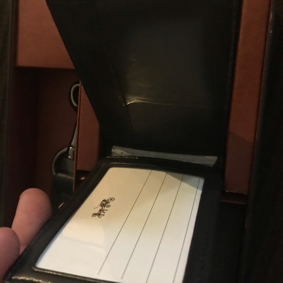 Coach men’s wallet set - Picture 4 of 5